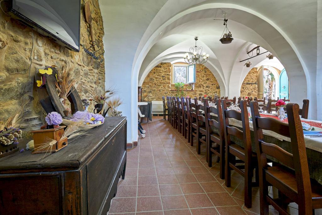 Вилла Agriturismo Conte Ruggero Centuripe Экстерьер фото