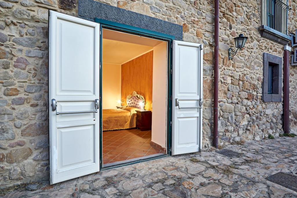 Вилла Agriturismo Conte Ruggero Centuripe Экстерьер фото
