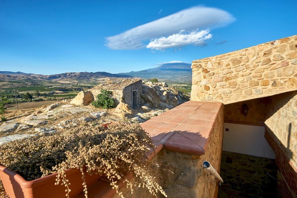 Вилла Agriturismo Conte Ruggero Centuripe Экстерьер фото