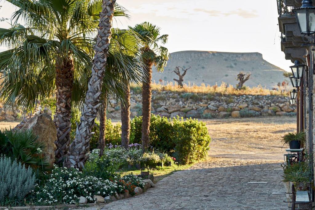 Вилла Agriturismo Conte Ruggero Centuripe Экстерьер фото